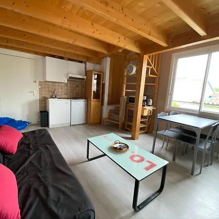 Апартаменты Centre Grand Loft ** 100m De La